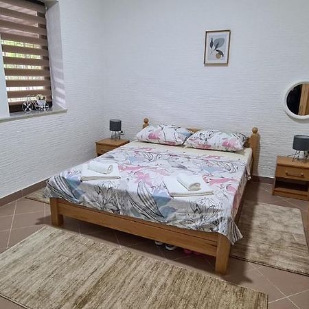 Apartamento Prenociste Dubravka Livno Exterior foto